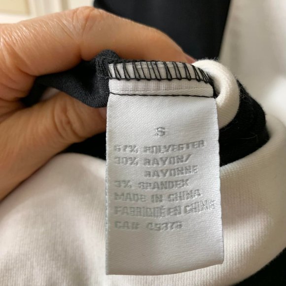 🌷3 for$25🌷Suzy Shier, US S, Black & White Colour Blocked Above the Knee Dress - Picture 4 of 5